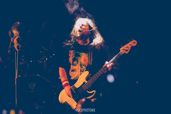 tributo maiden maniax bass